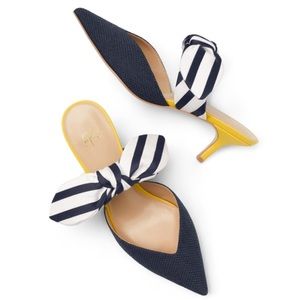 NWOT Cabi Bow Kitten Heels